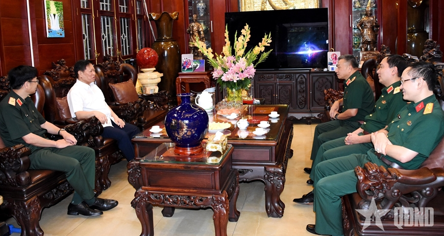 Thượng tướng Lê Quang Minh thăm, tri ân Đại tướng Ngô Xuân Lịch